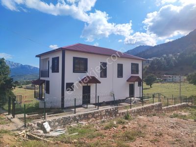 Kar Emlaktan Yenikonacık Bozkırlı Mevkiinde Bitişik Nizam 3+1 Satılık Dubleks Villa