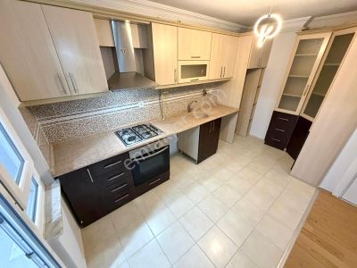 🏡 Referans'tan Altınkum'da Çift Cam Balkonlu Pazar Pazarında Açık Mutfak 2+1 Daire