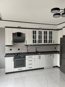 4+1 Yurt 280m2 Dgaz 12-2katı 11-15yaş *a.k.otopark* Kap.mutfak *kdb Cephe Hasarsız 90m2 Teras 2banyo