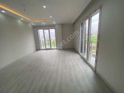 Ak Auto Gayrimenkul'den Atatürk Mahallesinde Satılık 2+1 Daire