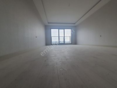 Kent'ten Ege Mahallesi Lüks Yapılı 3+1 Fırsat Daire