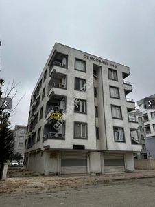 Kırmızı Gayrimenkulden 1+1 Eşyalı Park Cepheli