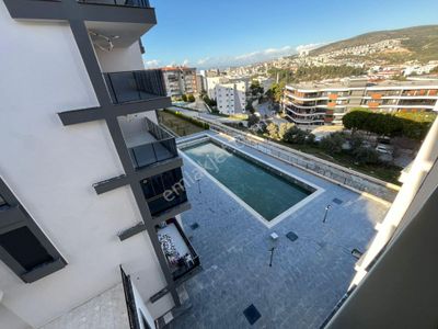 Kuşadası Merkezde Her Yere Yakın 3+1 145m2 Yerden Isıtmalı Satılık Residancee Daireler