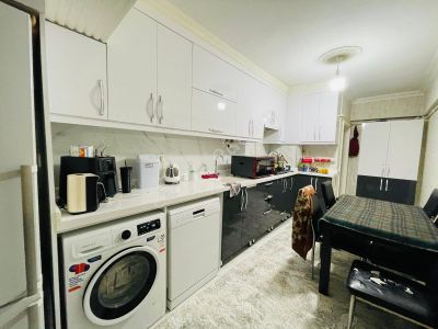 Ty Emlak'dan Malazgirt'te Cadde Cephe Full+full Yapılı Geniş M²