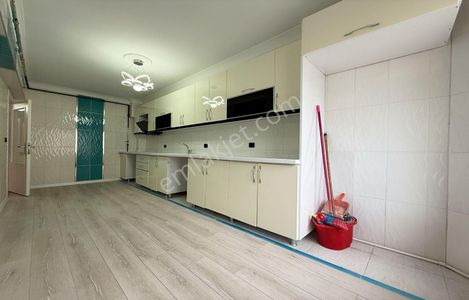 Atapark Mahallesi Cadde Yakını Masrafsız Kat Dairesi