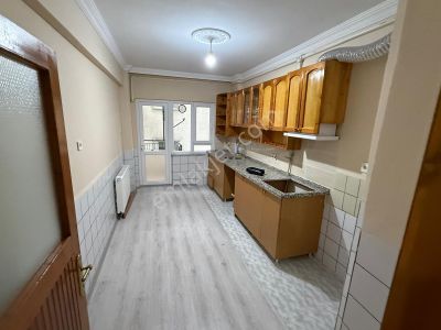 Abdi Bostan Gayrimenkul'den Yaylacık'ta Memura Kiralık Daire