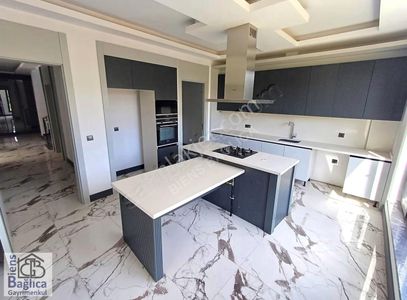 Biens Bağlıca Merkezde 7/24 Güvenlikli Havuzlu, Asansörlü, 5+1