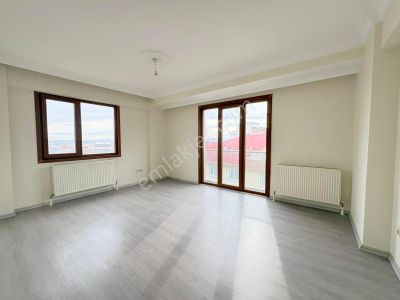 Mertcan'dan Şeyhli Mahallesi Caddeye 1dk Ara Kat 2+1 Daire