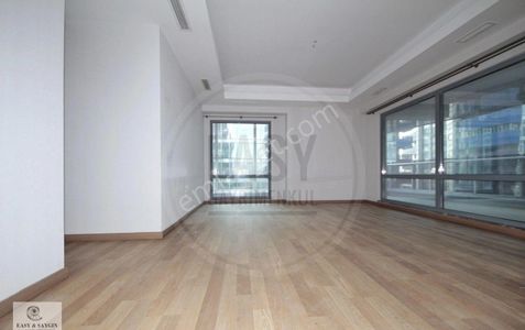 Ağaoğlu Maslak 1453 Sitesinde 2+1 Kiralık Daire Boş Cadde Manzaralı Aylık Ödeme