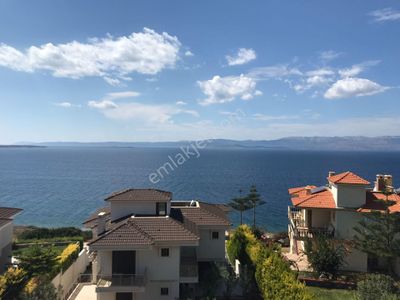 Fenerburnu'nda Muhteşem Deniz Manzaralı 300 M2 Arsa İçinde 5+2 Satılık Villa