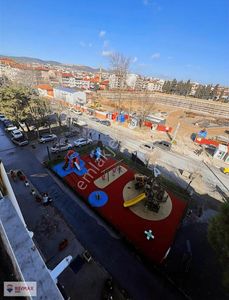 Re/max Mid' Den 52 Evlerde Hastane Karşısı 3+1 Kıralık Daıre