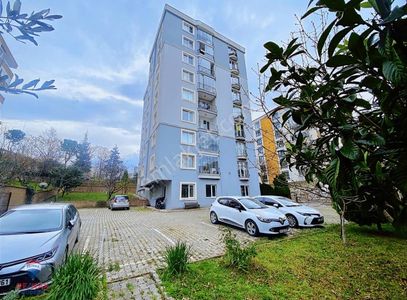 Esenevlerde Sahile Ve Tramvaya Yürüme Mesafesinde Satılık Daire