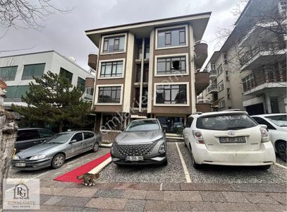 Gaziosmanpaşa Nenehatun Cad. 3+1 Satılık Yüksek Giriş Daire