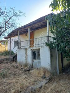 Çanakkale Çan Bardakçılar Köyü’nde + Su Kuyulu Bahçe – Termal 3.086 M² İmarlı Avlulu Taş Ev & Ahır