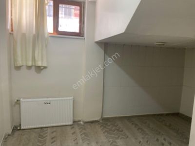 Avrupa Emlak Tan Bekara,ninehatun Mh 40m²1+0 Mutfak Ve Bir Oda,bahçe Kat(lütfn Açıklamayı Okuyunuz)