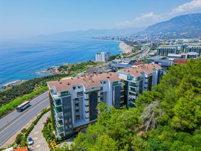 Alanya Kargıcak’ta Denize 50 M, Deniz Manzaralı 1+1 Lüks Daire