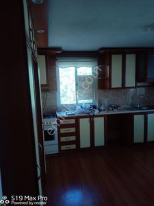 Uncubozköy Mahallesinde Çok Geniş Ara Kat Dairemiz Kiralıktır..