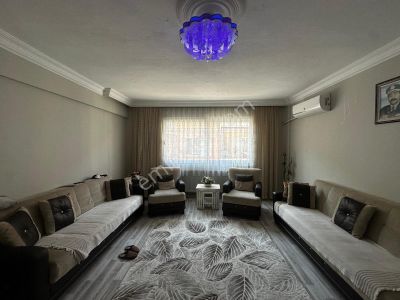 Buca Fırat Mah.de 2+1 Arakat Doğalgazlı Çift Balkonlu Geniş Daire