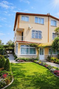 Merkezi Konumlu Yazlık Villa #kartallar'dan#
