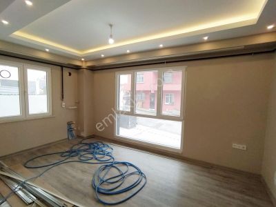 Adnan Kahveci Metroya Yürüme 1,5+1 İskanlı - Kredi Limitsiz Sıfır Daire