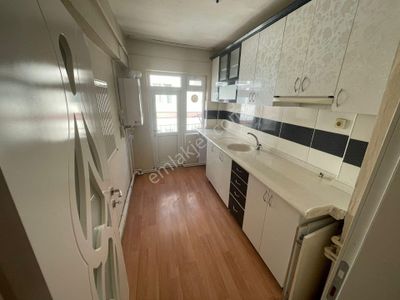 Es-as Emlaktan Mareşalde Ara Katta Muhteşem Lokasyonlu Kiralık Daire