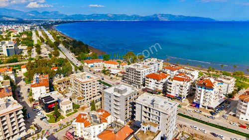 Mükemmel Konumda Deniz Manzaralı Satılık 2+0 Daire