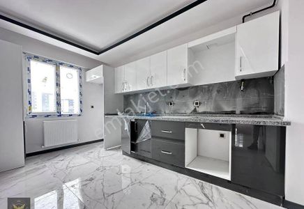 Beylikdüzü Yakuplu Mah Hasırcılar Avm Arkası 2+1 Dairemiz