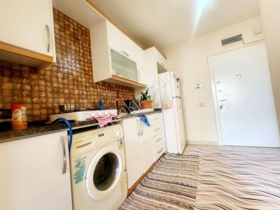 Hcl'den 1,5+1 Kuyuluk Merkezi/mezitli 55m² Neti Satılık Daire