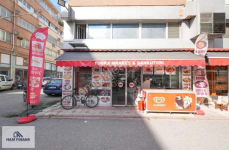Ümraniye Tepe Üstünde Metroya Meydan Avmye Yakın Satılık Market
