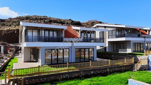 Doğa, Manzara Ve Konforun Buluştuğu Özel Tasarım 4+1 Lüks Vılla