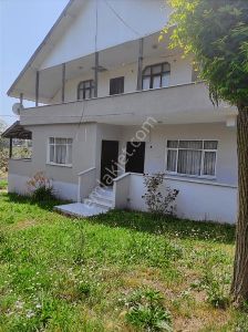 Aker Emlaktan 4.200 M2 Arsa İçinde Müstakil Dubleks Ev