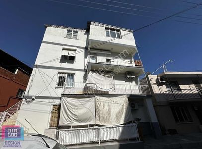 İzmir Çiğli Uğur Mumcu Mahallesi Komple Satılık Bina