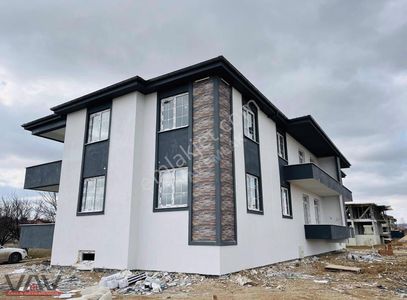 Meram Yaylapınar Kaş Caddesinde 1 Aya Teslim Satılık 3+1 Daire!