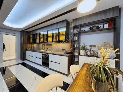 Ovacık'ta Akıllı Ev Sistemleri İle 4,5+1 Prestijli Site Dairesi