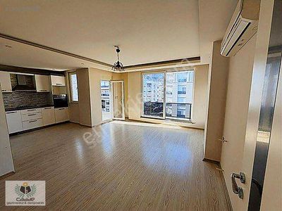 Konyaaltı Hurma Mahallesinde 2 Bloklu Havuzlu İskanlı Ara Kat 2+1 Klimlıı Ankastreli.