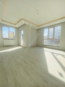 Mimarsinan Mah.kiralık 2+1 Cadde Üzerinde Arakat Daire