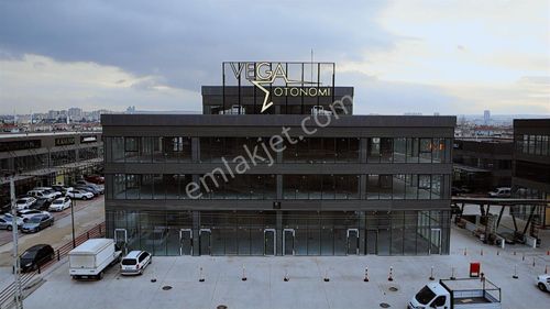 0 Faiz Vadeli Satış Vega Otonomi'de Brüt 140 M² Satılık Dükkan