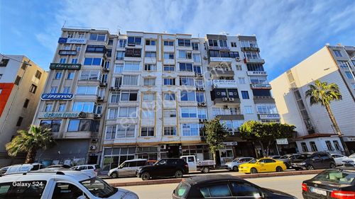 Tüzün'den İstasyon Civarı Deniz Manzaralı Lüks Ofis