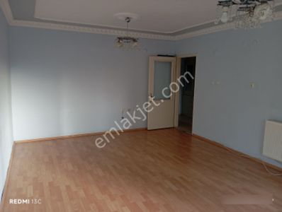 Metropolis Bulvarı Üzerinde Site İçerisinde Arakat 3+1