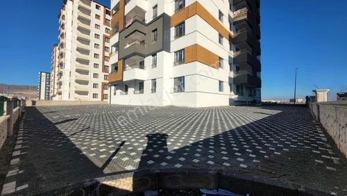 Megalıfe'den Şehir Hastanesi Karşısı Lüks 2+1 Kiralık Daire