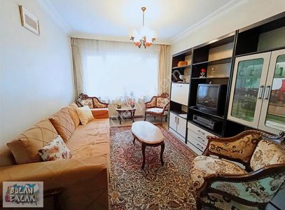 Bulan'dan Ortaköy'de Caddeye Çok Yakın Yatırıma Uygun 1+1 Daire