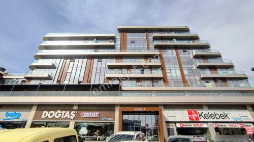 İstanbul Yolu Üzeri Vega Cadde Avm Kiralık 1+1 (büyük Tip) Köşe Ofis