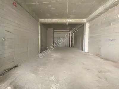 Ostim Girişi My Elegance Avm'de Kiralık 85m² Dükkan