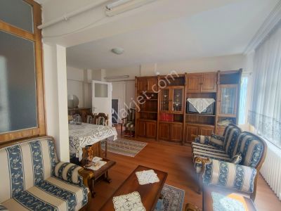 Hacıyusuf Mahallesi'nde Merkezi Konumda Eşyalı Satılık Daire!