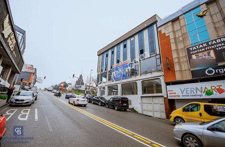 Ümraniye Modoko Yanı İskanlı 530 M² Kiralık Depo