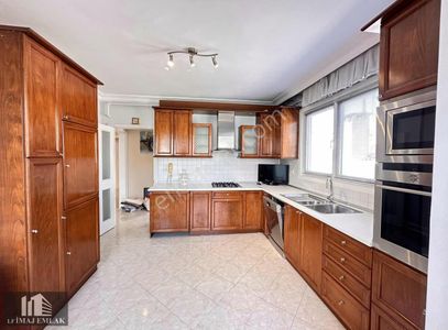 Suadiye Emin Ali Paşa Da 3+1 135 M2 Tamamı Bakımlı Geniş Balkon
