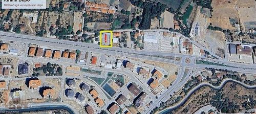 Yeniyurt Ta Turhal Yoluna Cephe Açık Ve Kapalı Alan Kiralık Depo