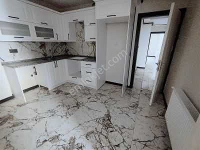 Karabağlar Sevgi Mh Doğal Gazlı 100 M2 2+1 Full Daire Kiralıktır