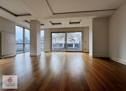 Ekşinar Gayrimenkul'den 4+1 Kat Mülkiyetli Satılık Arakat Daire