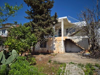 Esentepe'de Bahçeli Teraslı Geniş 2+1 Tadilatlı Müstakil Ev